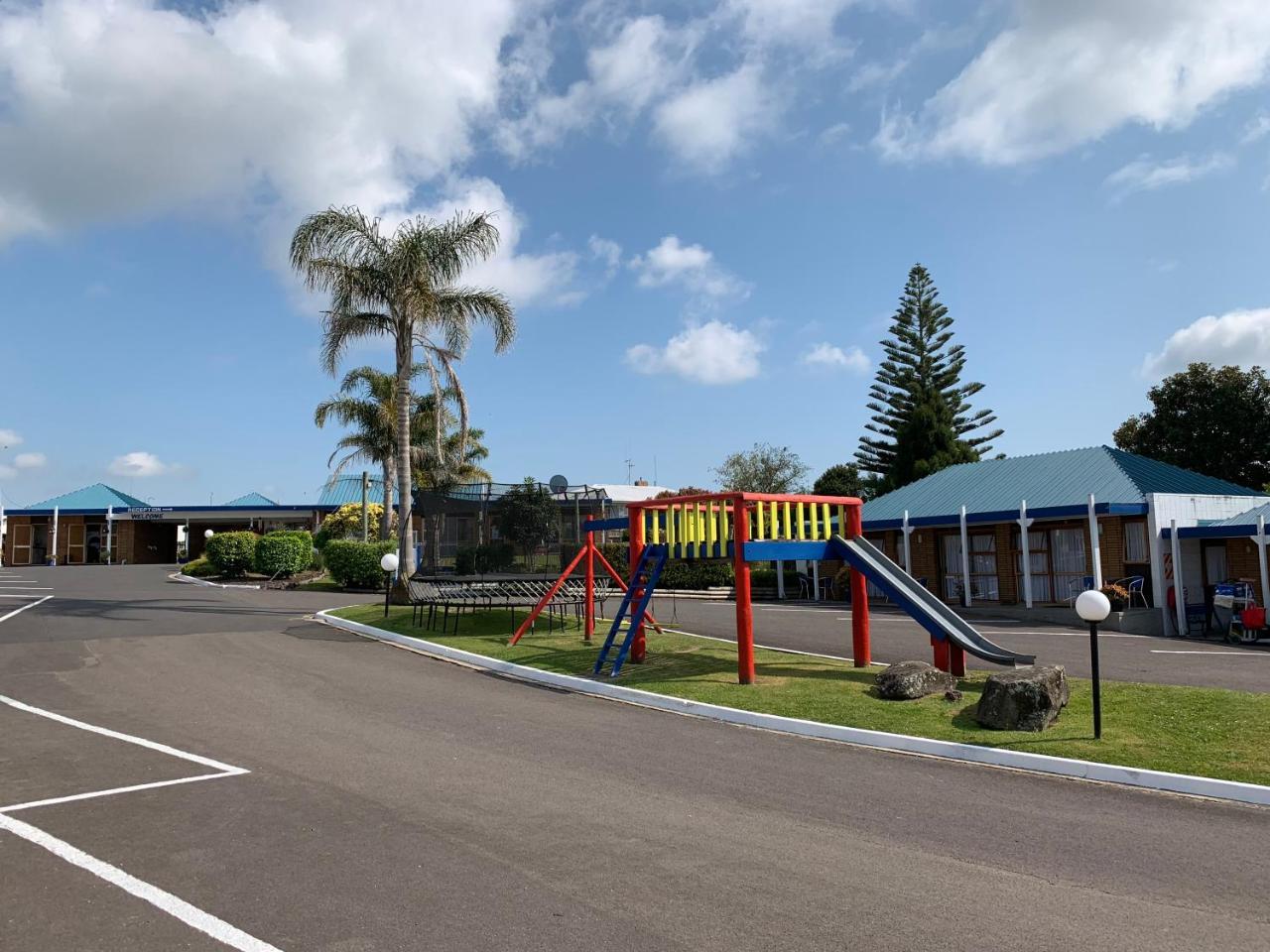 Cameron Thermal Motel Tauranga Exterior photo